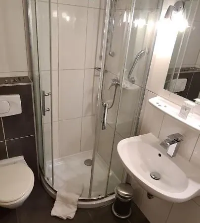 Otel Zur Riede Bei Bremen 3*