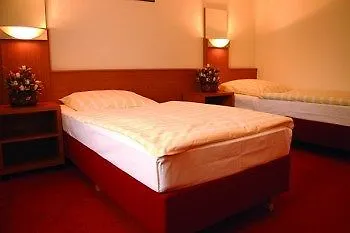Zur Riede Bei Bremen 호텔 3*